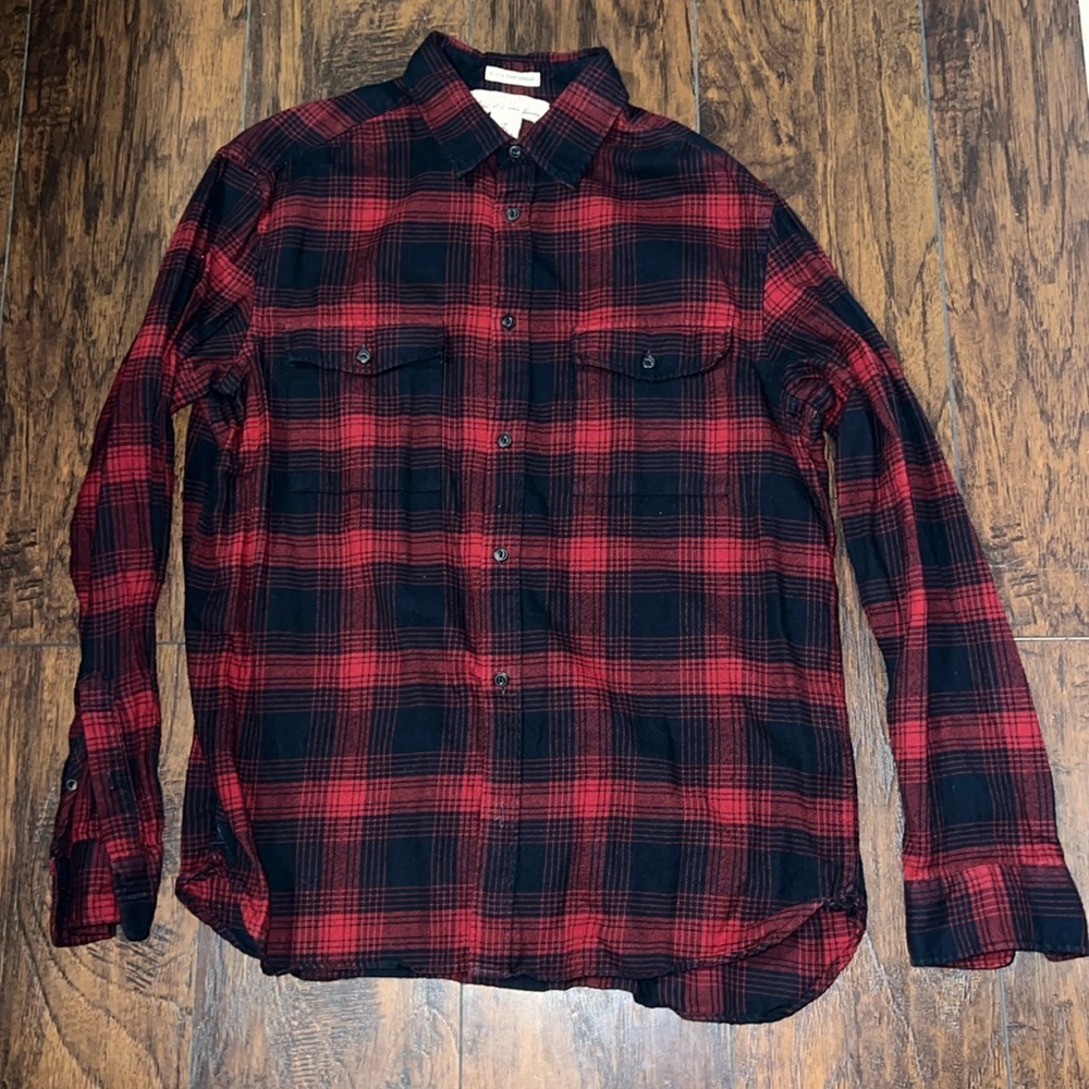 H&M Flannel Button Down

Worn Once

Size Large